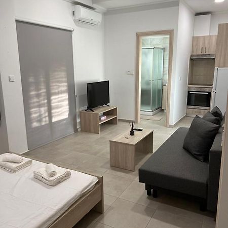 Modern City Center Studio Saripolou Limasol Dış mekan fotoğraf